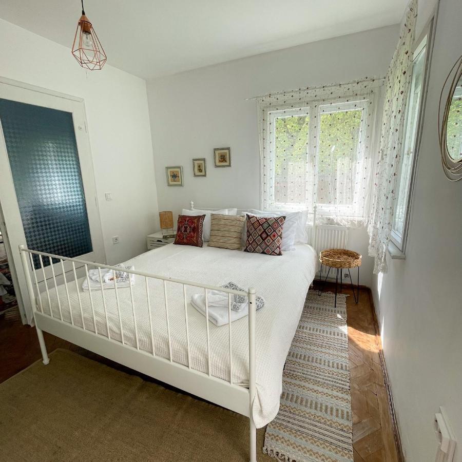 Bran&Breakfast Guest House Bran  Bagian luar foto